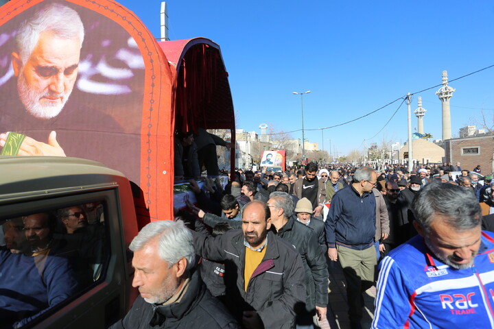 تصاویر/ تشییع پیکر مطهر هفت شهید اغتشاشات اخیر در اصفهان