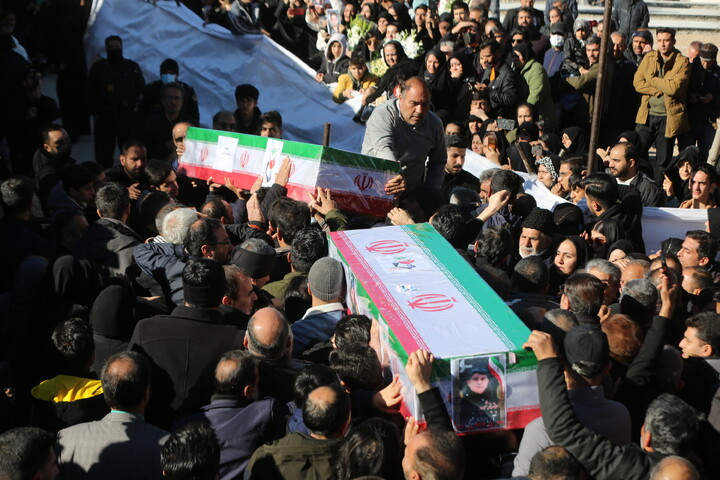 تصاویر/ تشییع پیکر مطهر هفت شهید اغتشاشات اخیر در اصفهان