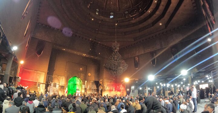 تصاویر/ اقامه باشکوه نماز جمعه پرند در مسجد سوخته در آتش کینه اغتشاشگران