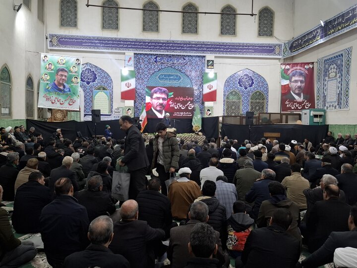 تصاویر:مراسم ختم شهیدحاج محسن حاجی زاده بیدگلی شهیدجهاد تبیین و امنیت