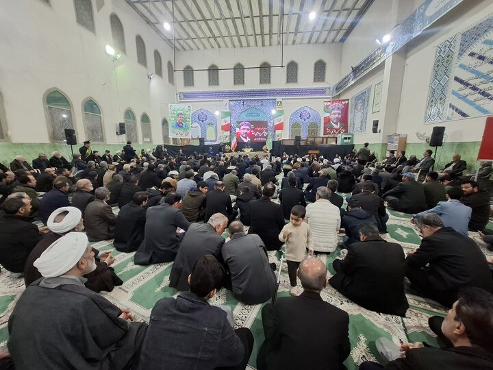 تصاویر:مراسم ختم شهیدحاج محسن حاجی زاده بیدگلی شهیدجهاد تبیین و امنیت