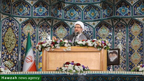 مسئولان بازار را به حال خود رها نکنند