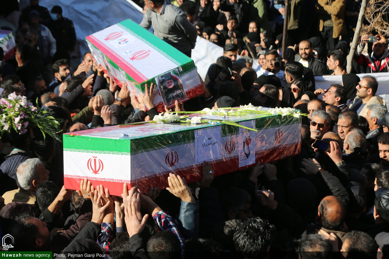 تصاویر/ تشییع پیکر مطهر هفت شهید اغتشاشات اخیر در اصفهان