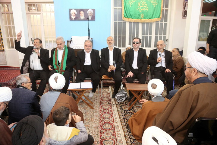 تصاویر/ مراسم جشن و عمامه گذاری طلاب