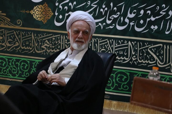 تصاویر/دیدار ذاکران فاطمی با نماینده ولی فقیه در استان مرکزی