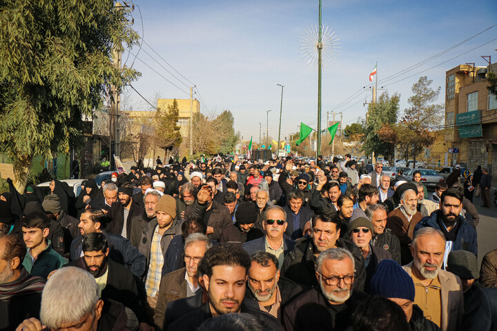 تصاویر/ تشییع پیکر شهید مدافع امنیت امیرحسین راستینه در قم