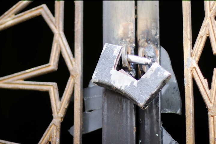 تصاویر| مدرسه علمیه جعفریه قدیمه قاین بعد از اغتشاشات