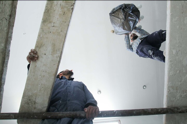 تصاویر| بازسازی و رنگ آمیزی مدرسه علمیه جعفریه قدیمه قاین بعد از اغتشاشات