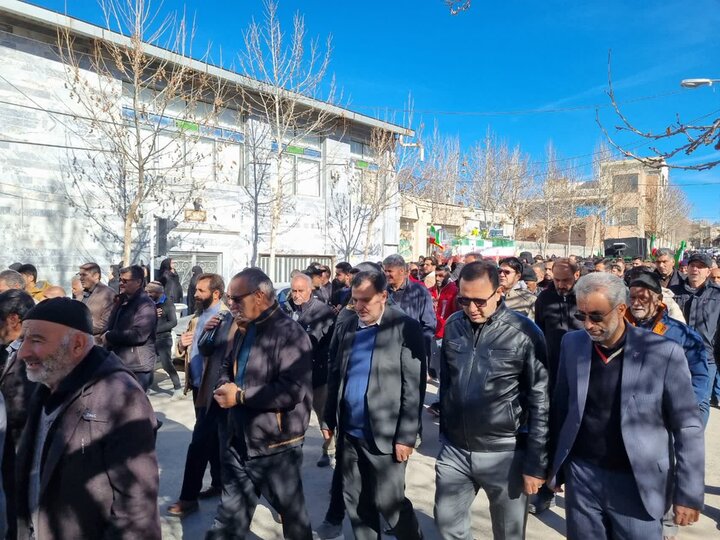 تصاویر/ تشییع شهید مدافع امنیت شهید سعید راونجیان پوردرجوشقان قالی