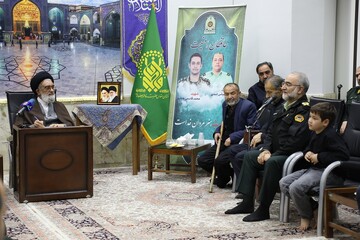 تقدیر از مجاهدت‌های پرسنل فراجا در فتنه اخیر / آیت الله سعیدی: نیروهای انتظامی در دفاع از مردم و نظام سنگ تمام گذاشتند