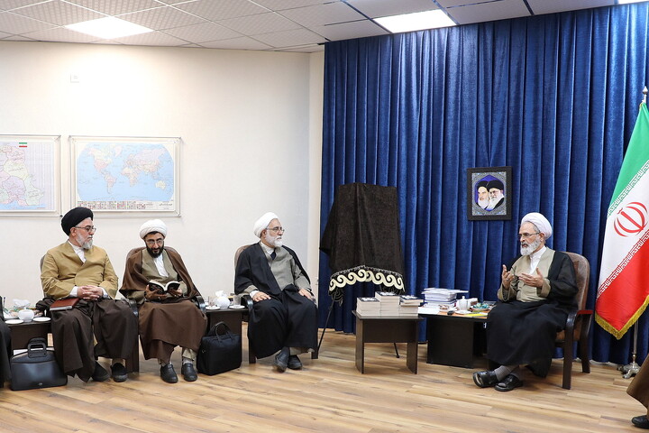 تصاویر/ آیین رونمایی از کتاب «از شبهه تا فتنه»