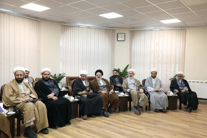 تصاویر/ آیین رونمایی از کتاب «از شبهه تا فتنه»