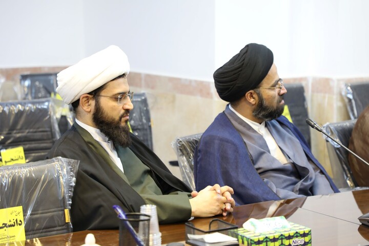 تصاویر/ جلسه بصیرتی با موضوع نقد قرآن بسندگی ویژه کادر مدارس یزد