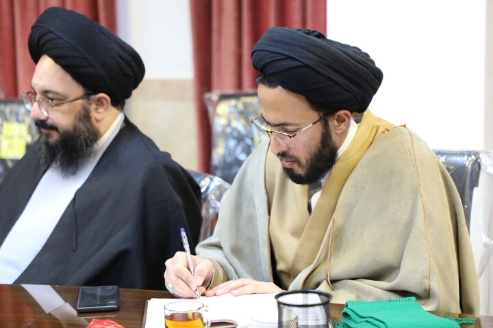 تصاویر/ جلسه بصیرتی با موضوع نقد قرآن بسندگی ویژه کادر مدارس یزد