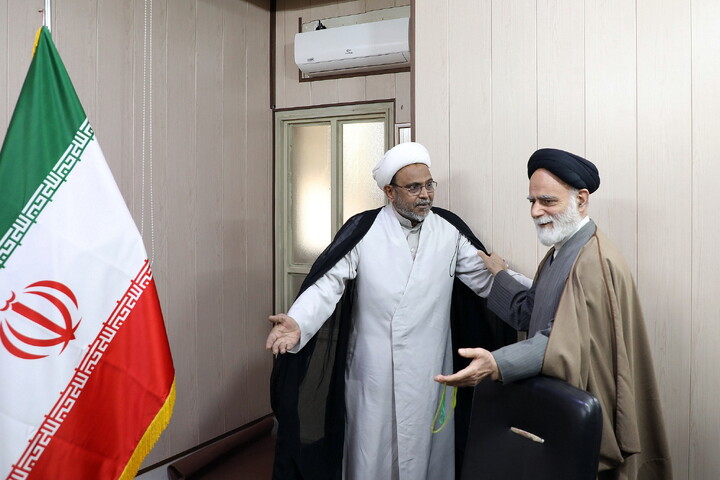 بازدید حجت‌الاسلام والمسلمین وصی حسن خان از خطبای برجسته هند از خبرگزاری