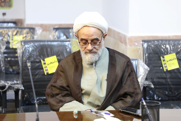 تصاویر/ جلسه کسبه استان یزد با  آیت‌الله محمدرضا ناصری نماینده ولی فقیه در استان و امام جمعه یزد