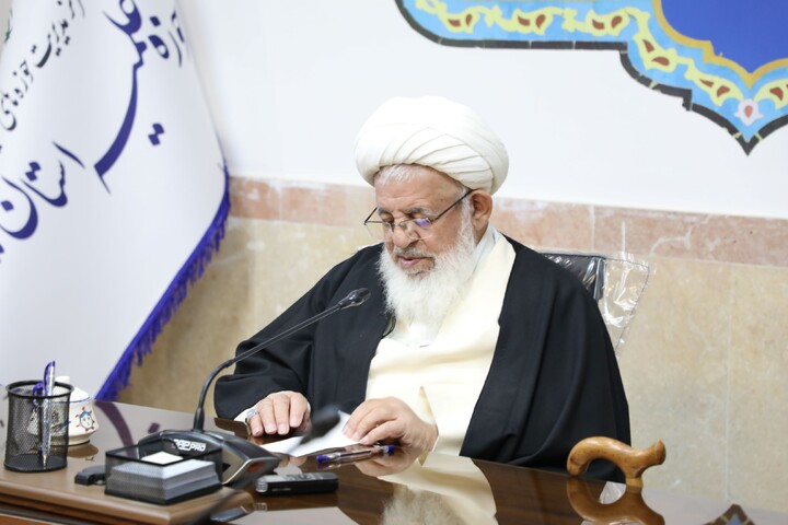 تصاویر/ جلسه کسبه استان یزد با  آیت‌الله محمدرضا ناصری نماینده ولی فقیه در استان و امام جمعه یزد