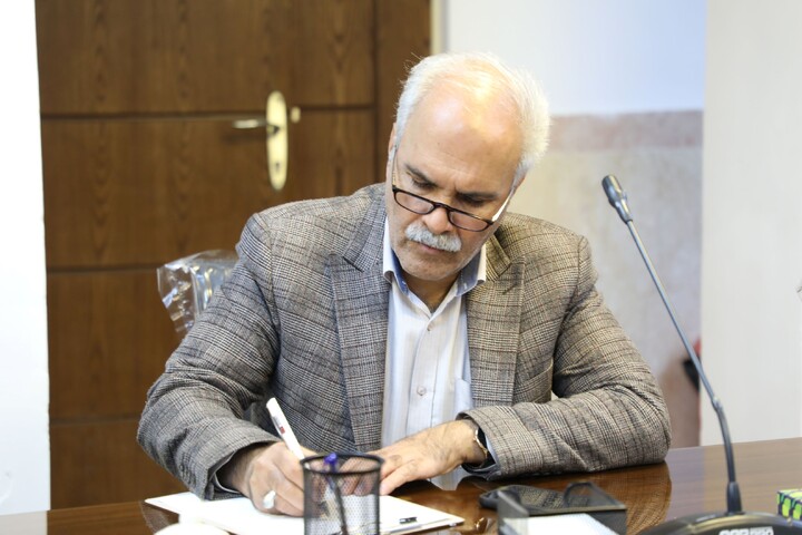 تصاویر/ جلسه کسبه استان یزد با  آیت‌الله محمدرضا ناصری نماینده ولی فقیه در استان و امام جمعه یزد