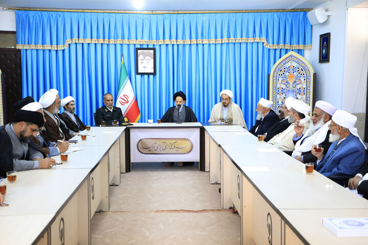 دیدار علمای اهل سنت با نماینده ولی فقیه در خراسان جنوبی