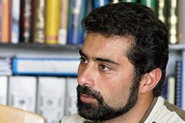 هنرمند باید قداست و انسانیت امیرالمؤمنین علی(ع) را همزمان به تصویر بکشد