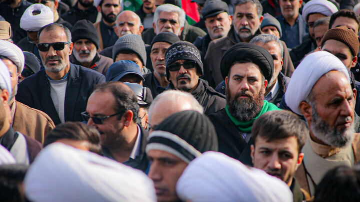 تصاویر/مراسم تشییع و نماز بر پیکر شهید علی زمانیان