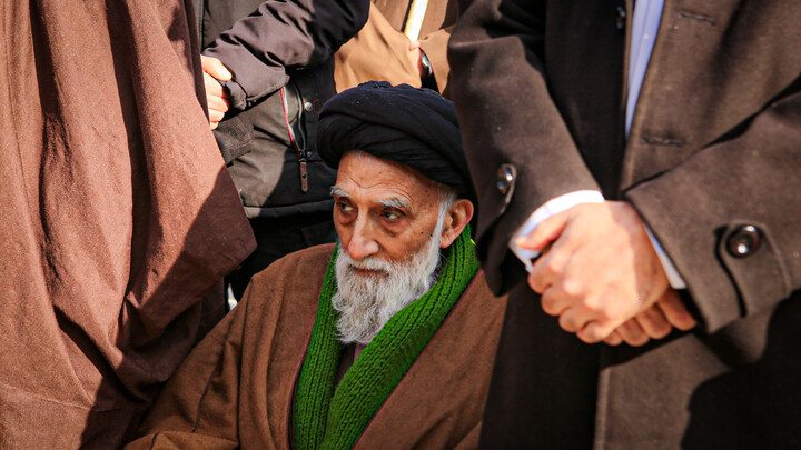 تصاویر/مراسم تشییع و نماز بر پیکر شهید علی زمانیان