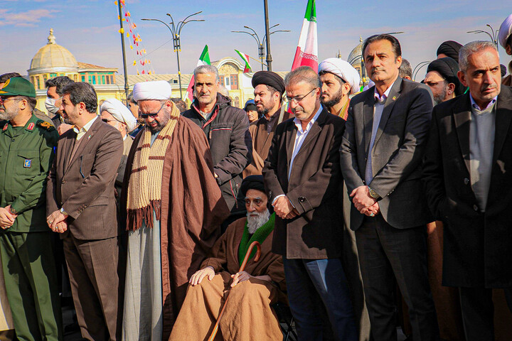 تصاویر/مراسم تشییع و نماز بر پیکر شهید علی زمانیان