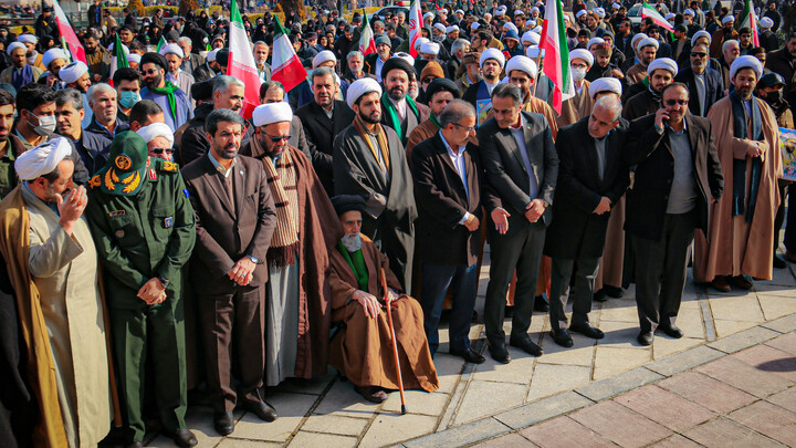 تصاویر/مراسم تشییع و نماز بر پیکر شهید علی زمانیان