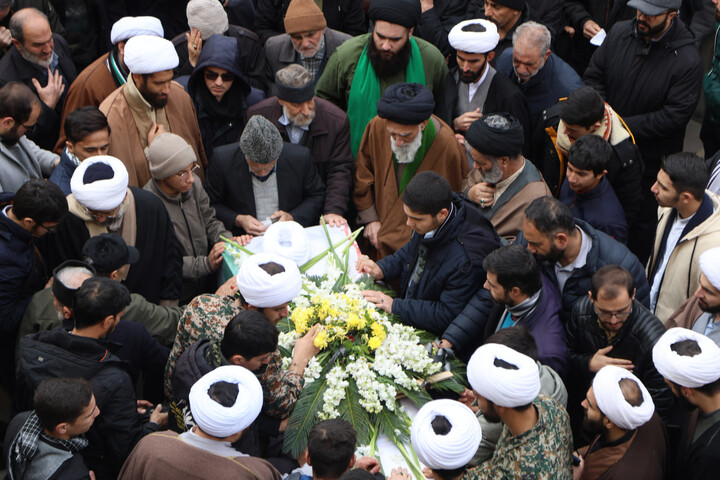 تصاویر / آخرین حضور شهید حجت الاسلام زمانیان در مدرسه علمیه آیت الله آخوند(ره)