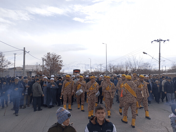 تصاویر / آیین تشییع و تدفین شهید حجت‌الاسلام زمانیان در نهاوند