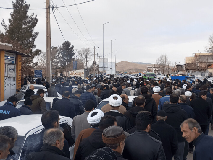 تصاویر / آیین تشییع و تدفین شهید حجت‌الاسلام زمانیان در نهاوند