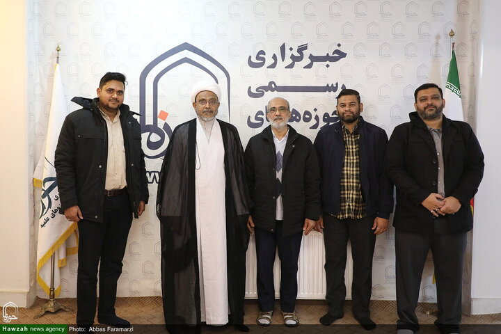 الخطيب الهندي حجة الإسلام والمسلمين وصي حسن خان يزور "وكالة أنباء الحوزة"