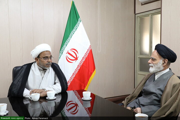 الخطيب الهندي حجة الإسلام والمسلمين وصي حسن خان يزور "وكالة أنباء الحوزة"