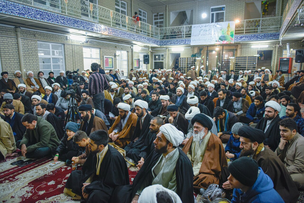 آیت‌الله‌ علی کریمی جهرمی، استاد برجسته حوزه علمیه قم