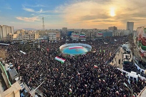 راهپیمایی یوم‌الله ۲۲‌دی‌ماه کمر فتنه را شکست