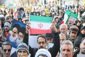 بصیرت و ایستادگی مردم، ضامن امنیت و اقتدار ملی است