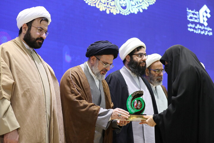 تصاویر/ آیین اختتامیه سی و یکمین جشنواره بین المللی قرآنی و حدیثی المصطفی