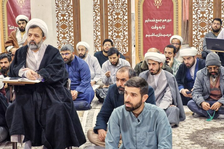 تصاویر/ دوره ملت پیروز برای ۲۰۰ نفر از مبلغان مؤسسه امیر بیان