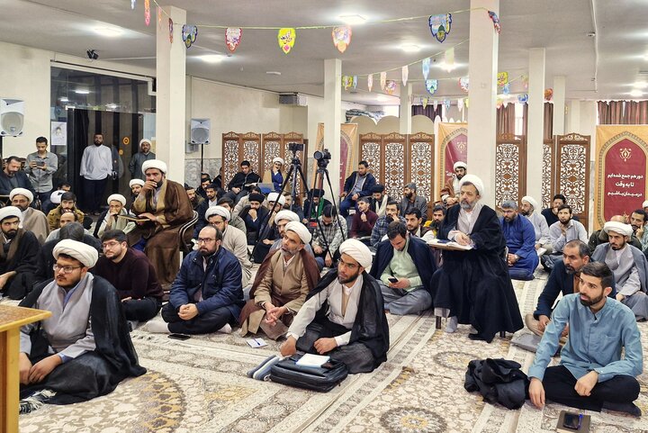 تصاویر/ دوره ملت پیروز برای ۲۰۰ نفر از مبلغان مؤسسه امیر بیان