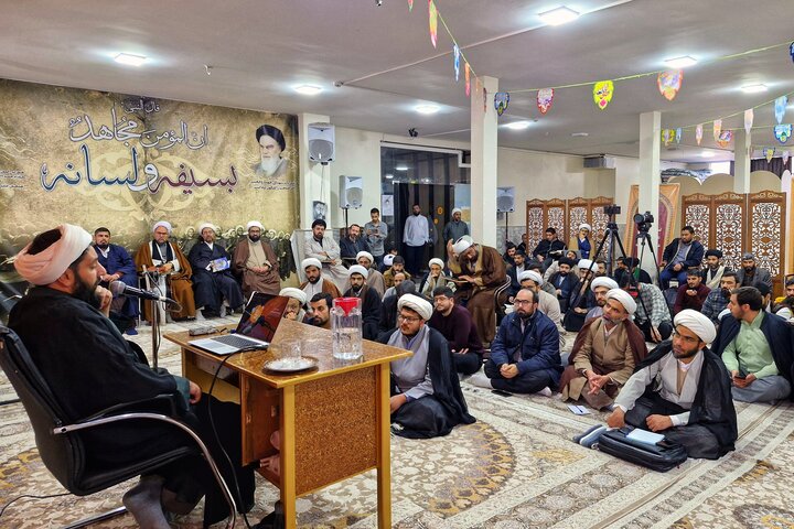 تصاویر/ دوره ملت پیروز برای ۲۰۰ نفر از مبلغان مؤسسه امیر بیان