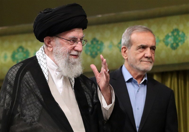 بزشكيان يردّ على سخافات ترامب: التعرّض لسماحة قائد الثّورة يعني الدّخول في حرب شاملة مع الشّعب الإيراني