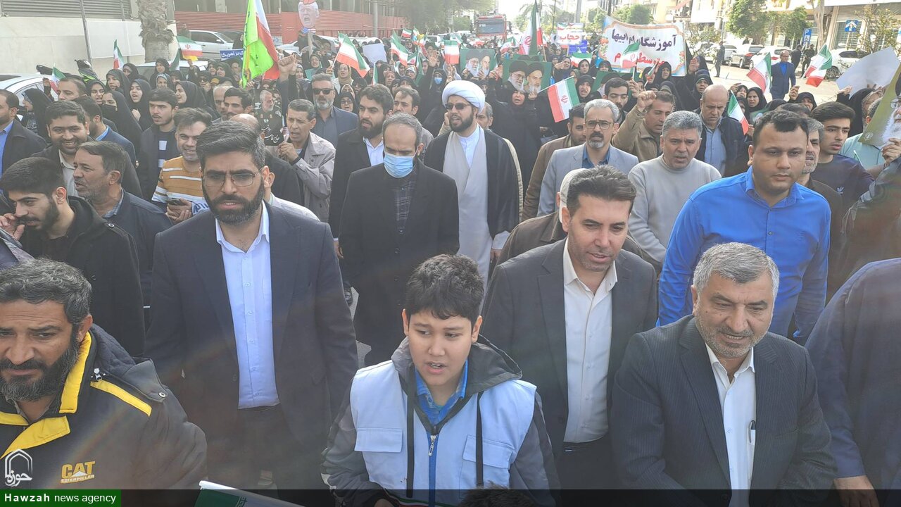 بوشهری‌ها علیه آشوب به میدان آمدند