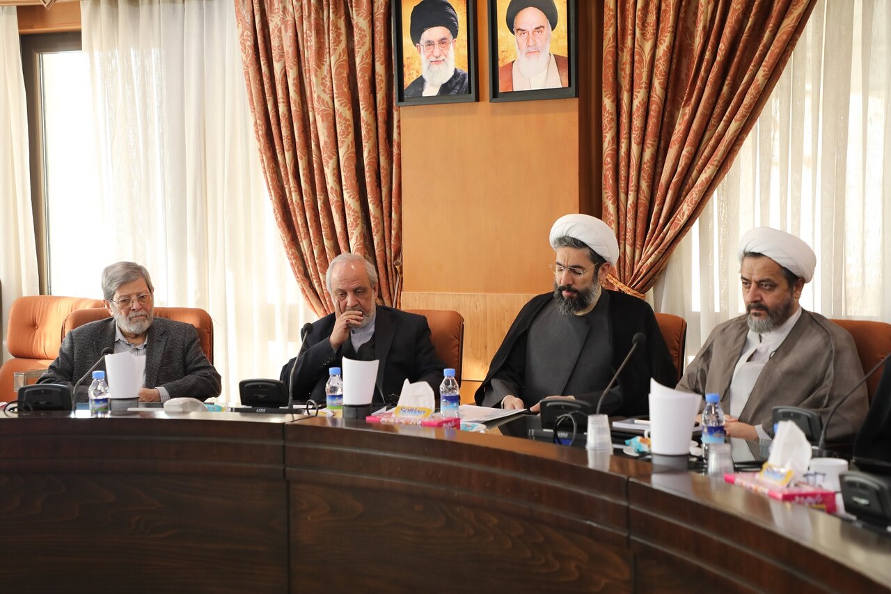 سلامت معنوی لائیک نباید جای سلامت معنوی اسلامی را بگیرد