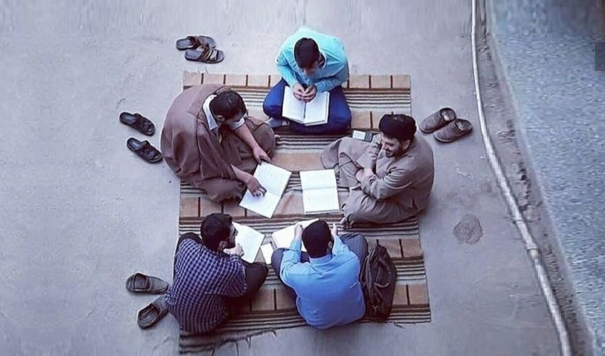 احکام شرعی | سستی و تنبلی در تحصیل علم و تلف کردن وقت