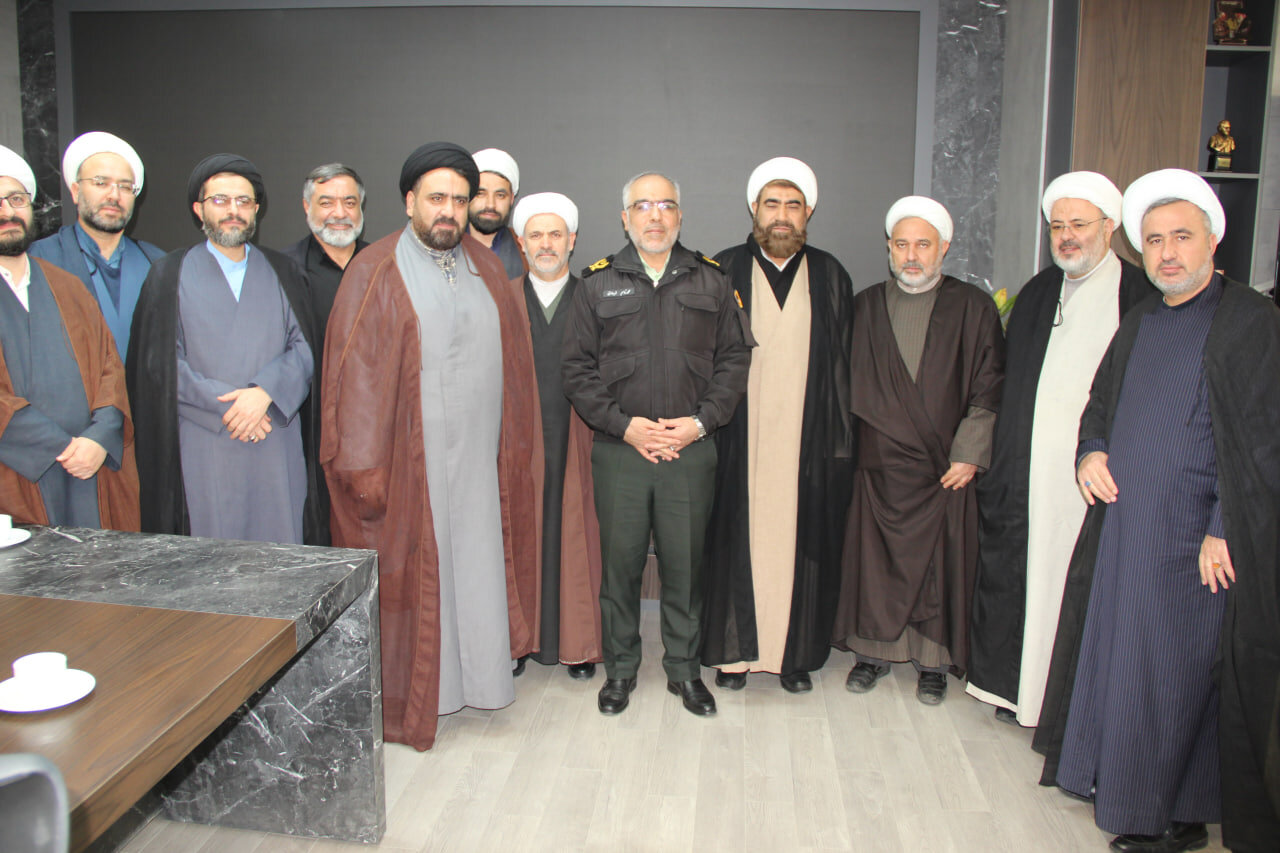 نیروی انتظامی نهادی برخاسته از بطن ملت است