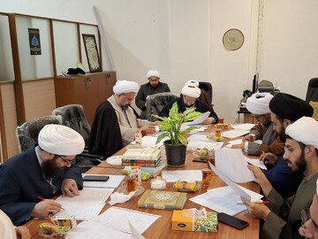 تصاویر/ تصحیح متمرکز اوراق امتحانی گیلان