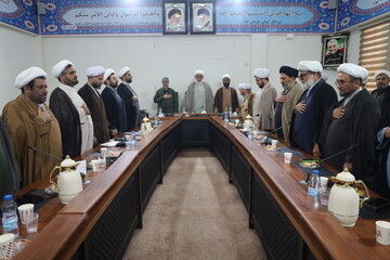 تصاویر/ نشست بصیرت افزایی ائمه جماعات شهر بندرعباس