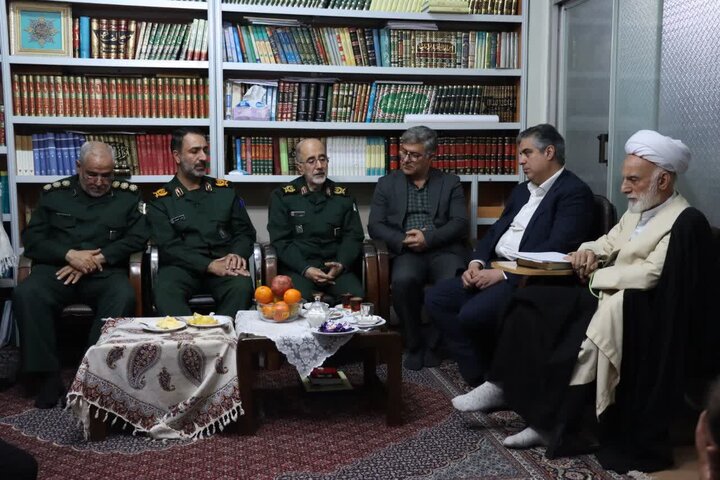 تصاویر/کنگره شهدای استان مرکزی با نقش آفرینی دانش آموزان در اراک