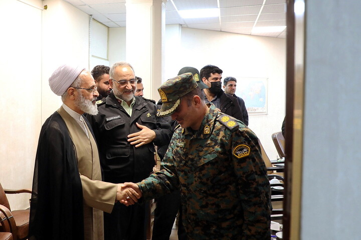 تصاویر/ دیدار فرمانده انتظامی استان قم با آیت الله اعرافی