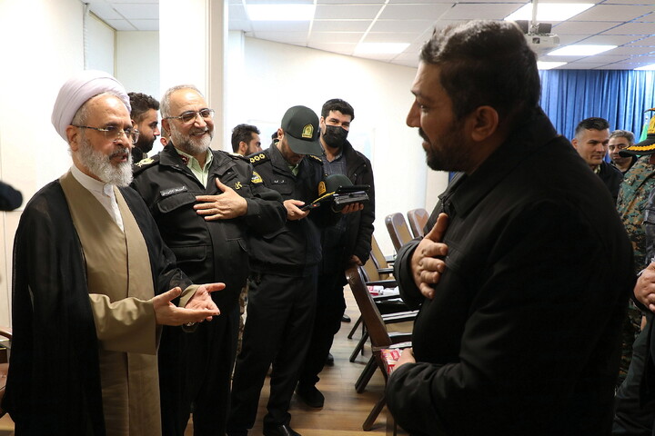 تصاویر/ دیدار فرمانده انتظامی استان قم با آیت الله اعرافی